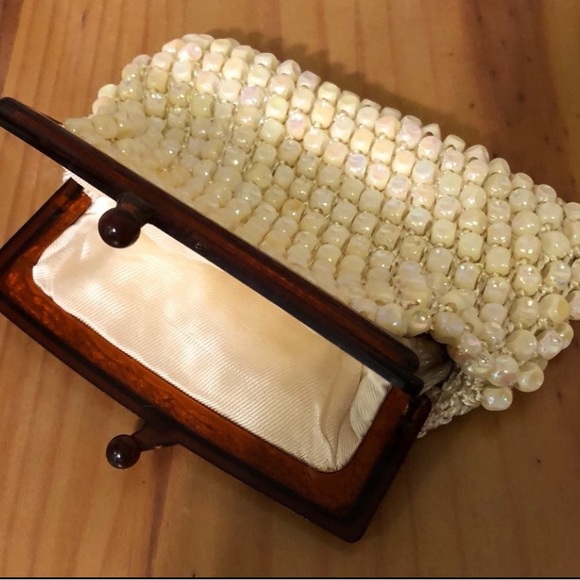 Vintage 70’s Iridescent Beaded Lined Clutch Purse - Picture 3 of 3